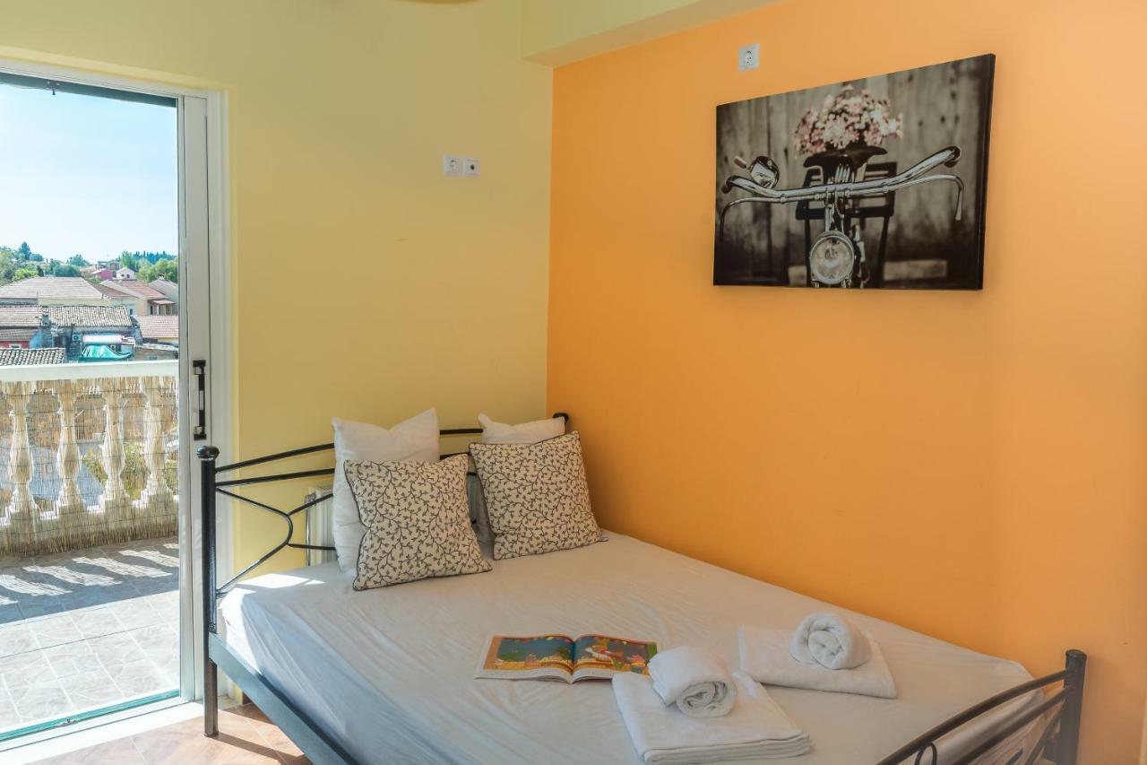 Modern Flat With Beautiful Views In South Of Corfu Appartamento Lefkimmi (Corfu)