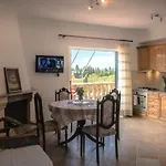 Modern Flat With Beautiful Views In South Of Corfu