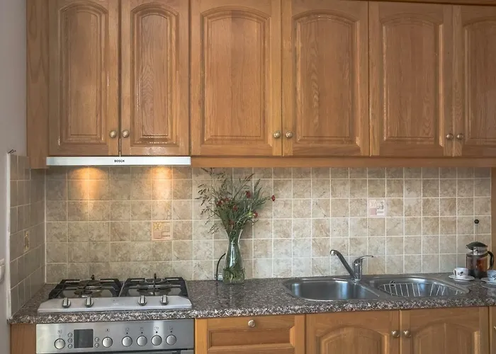 Modern Flat With Beautiful Views In South Of Corfu
